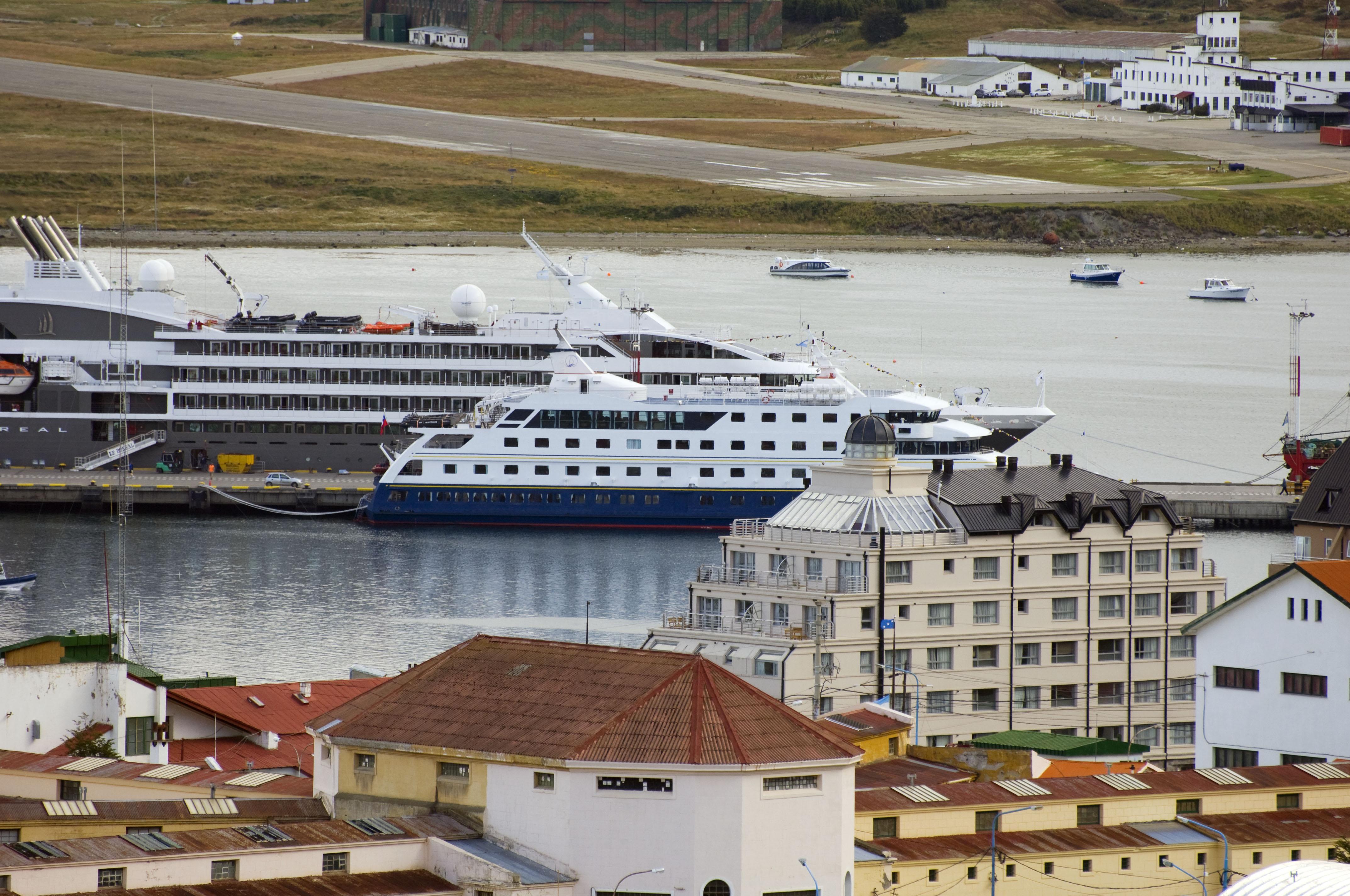 Cilene del Faro Suites&Spa Ushuaia Esterno foto